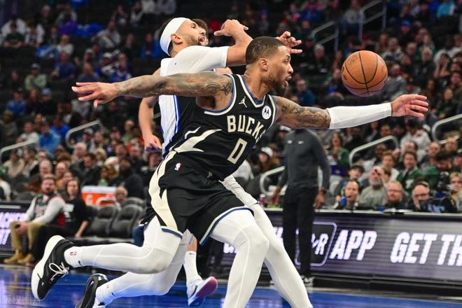 雄鹿新秀表现惊艳，全场观众掌声不断，支持组织.