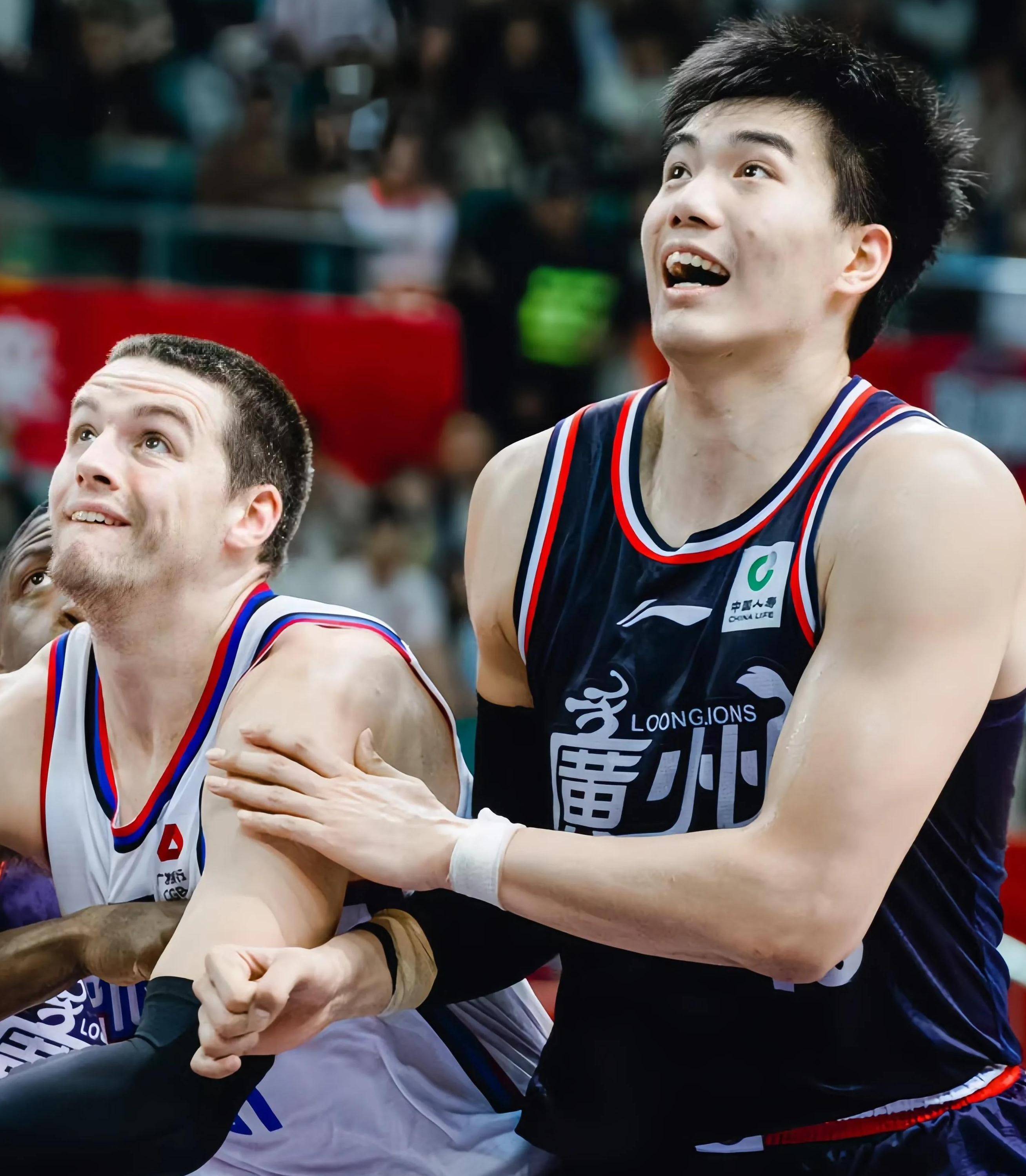 浙江队迎CBA季后赛关键赛,冲刺阶段扳平良机,底气十足,更衣室氛围转暖的简单介绍 浙江队迎CBA季后赛关键赛,冲刺阶段扳平良机,底气十足,更衣室氛围转暖的简单介绍