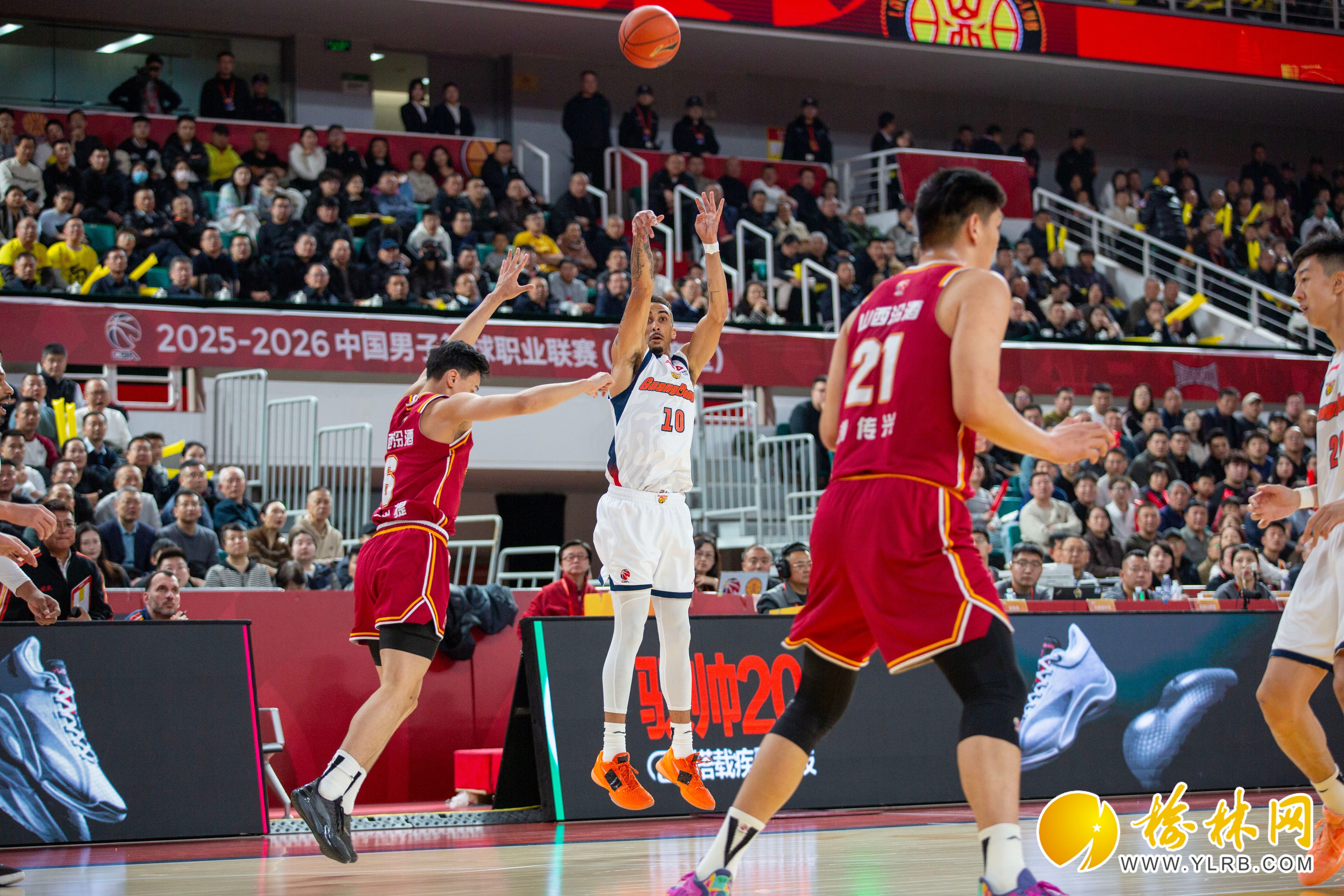 crownsports app-关于冲刺阶段CBA常规赛焦点战，亚特兰大迎来里程碑，态度坚定，控场能力受关注的信息-crownsports app