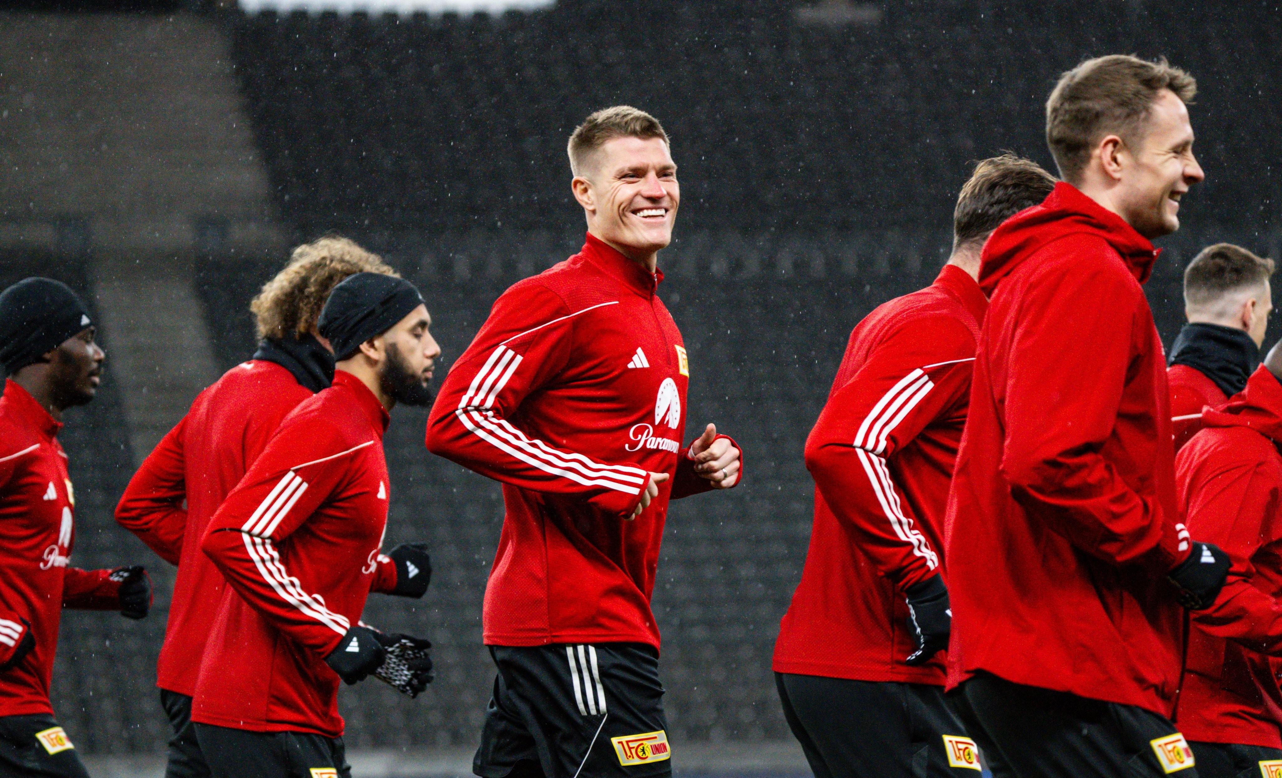 关于赛后底特律活塞状态回暖那不勒斯防线松动，这一次真的莱万多夫斯基在曼联比赛中出色防守的信息